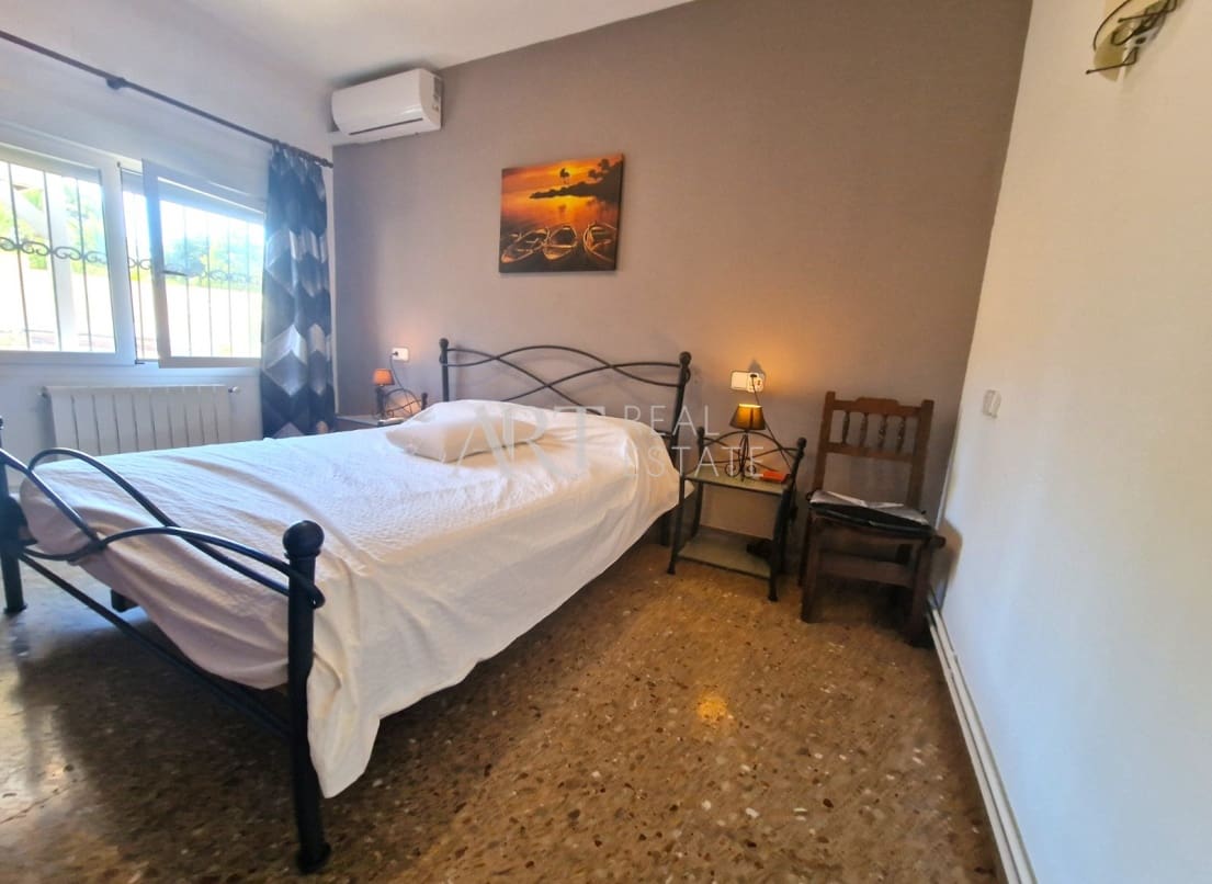 3 bedroom Villa for sale in Albir with pool garage - € 650,000 (Ref: 7886323)