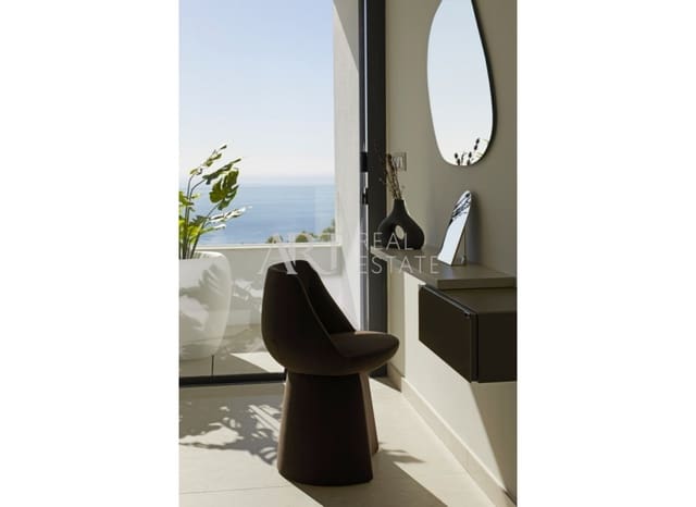 4 slaapkamer Villa te koop in Alhama Springs, Altea met zwembad - € 2.111.500 (Ref: 7887335)