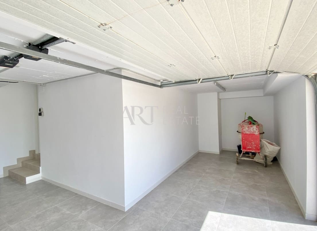 3 bedroom Villa for sale in La Nucia with pool - € 510,000 (Ref: 7933125)