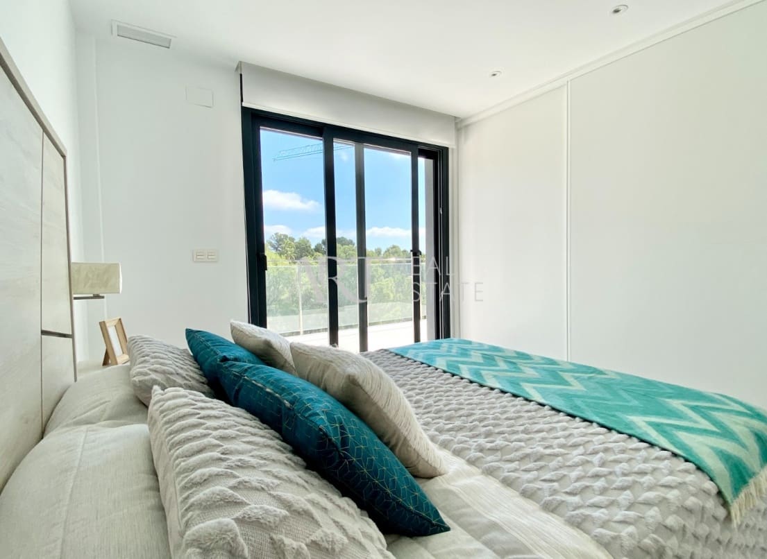 3 bedroom Villa for sale in La Nucia with pool - € 510,000 (Ref: 7933125)