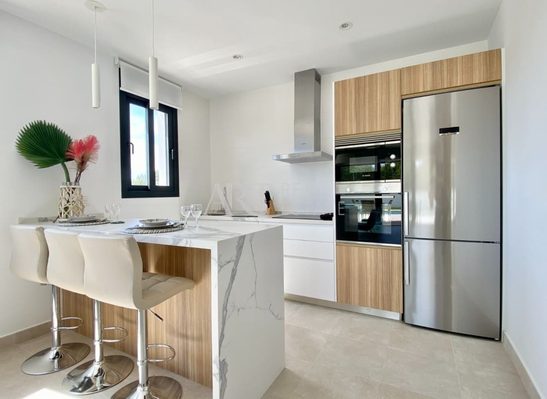 3 bedroom Villa for sale in La Nucia with pool - € 510,000 (Ref: 7933125)