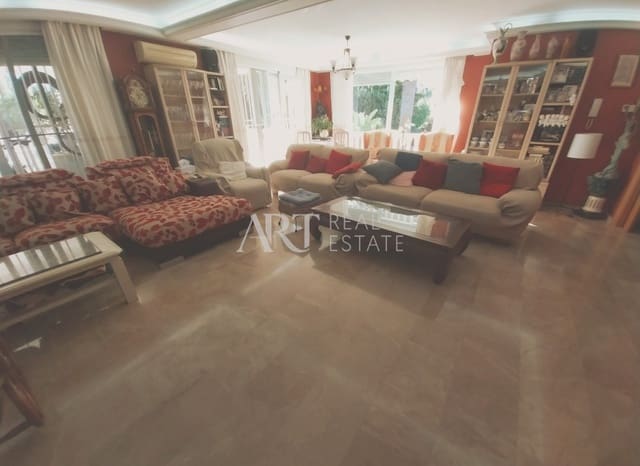 5 soverom Villa til salgs i Escandinavia - Cautivador, Alfaz del Pi / L'Alfàs del Pi med svømmebasseng - € 699 000 (Ref: 7993911)