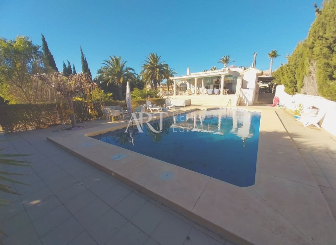 5 camera da letto Villa in vendita in Alfaz del Pi / L'Alfas del Pi con piscina - 699.000 € (Rif: 7993911)