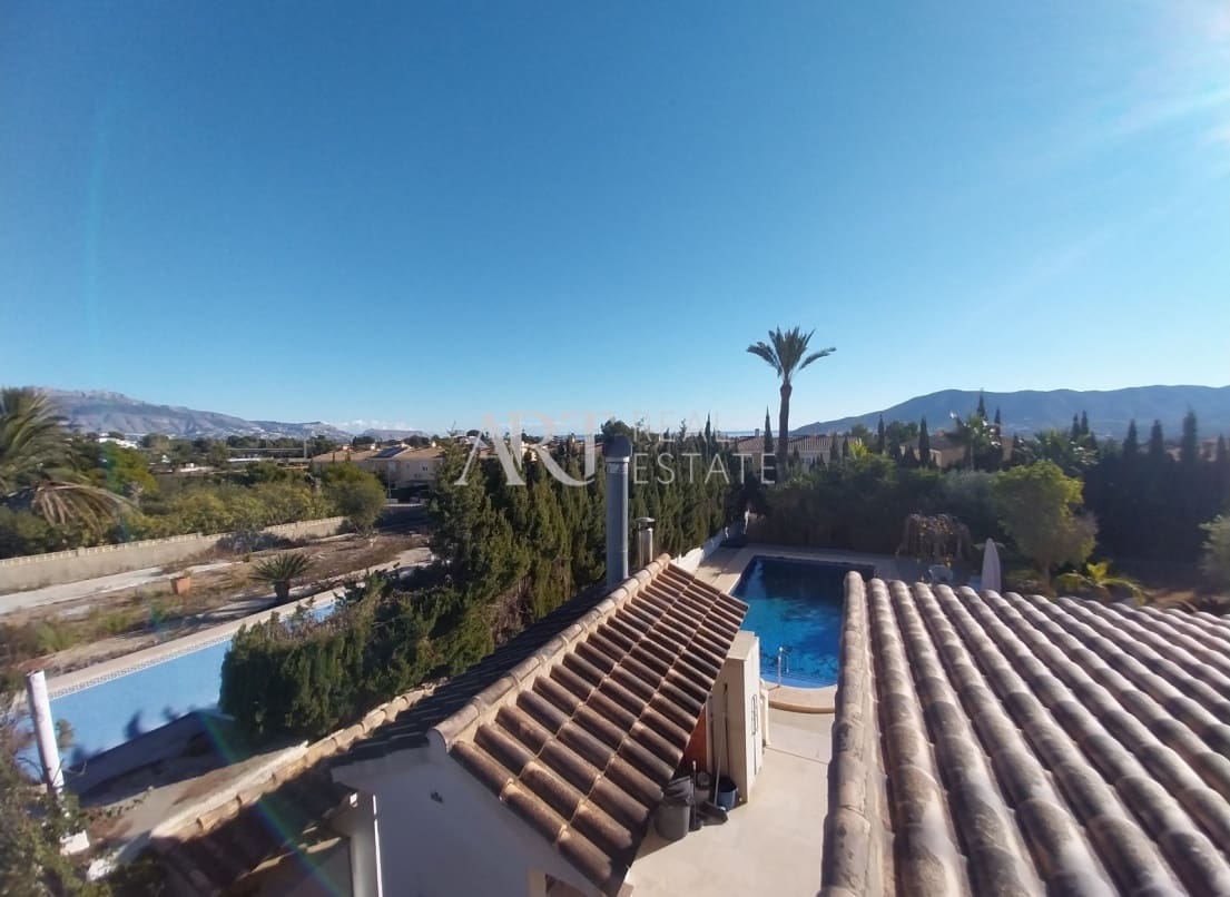 5 camera da letto Villa in vendita in Alfaz del Pi / L'Alfas del Pi con piscina - 699.000 € (Rif: 7993911)