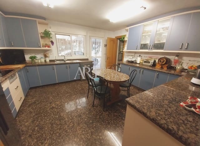 5 soverom Villa til salgs i Escandinavia - Cautivador, Alfaz del Pi / L'Alfàs del Pi med svømmebasseng - € 699 000 (Ref: 7993911)