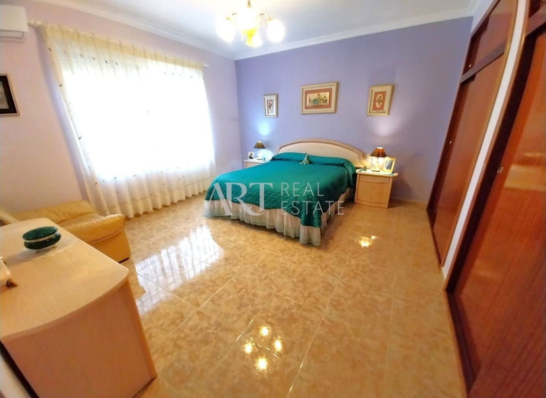 5 chambre Villa/Maison à vendre à La Nucia avec garage - 575 000 € (Ref: 8160757)