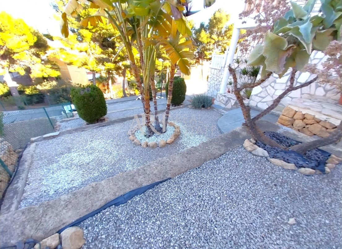 5 chambre Villa/Maison à vendre à La Nucia avec garage - 575 000 € (Ref: 8160757)