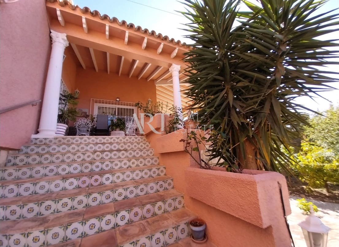 4 soveværelse Villa til salg i Albir med swimmingpool - € 675.000 (Ref: 8198830)