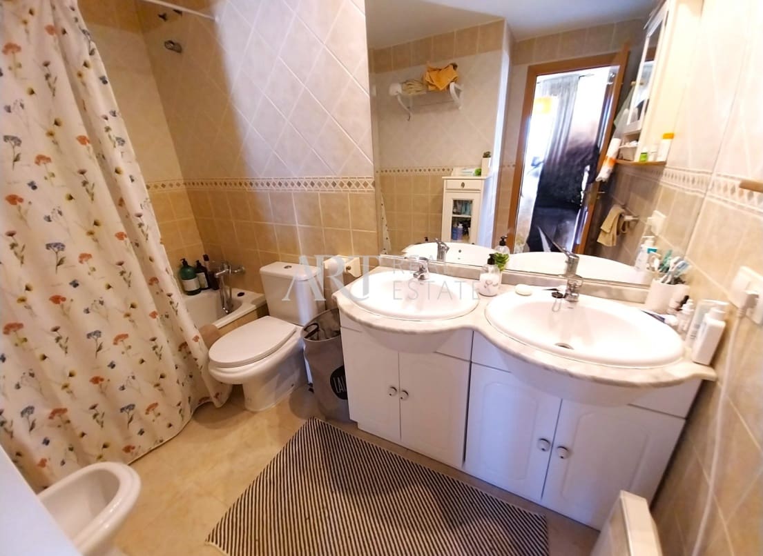 4 sovrum Semi-fristående Villa till salu i Albir med pool garage - 450 000 € (Ref: 8215598)