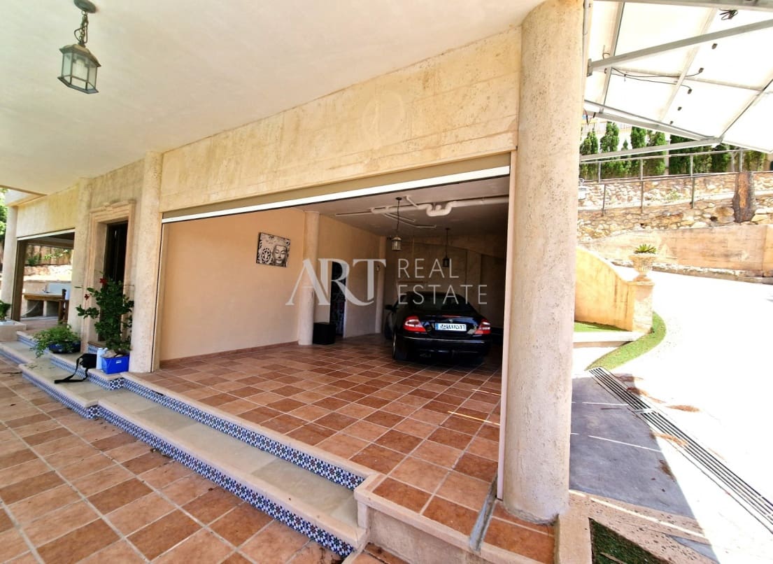 5 slaapkamer Villa te koop in Altea met zwembad garage - € 655.000 (Ref: 8246995)