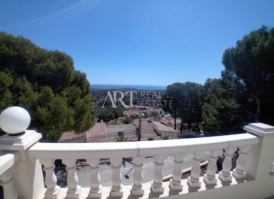 5 quarto Moradia para venda em La Nucia com garagem - 775 000 € (Ref: 8255488)