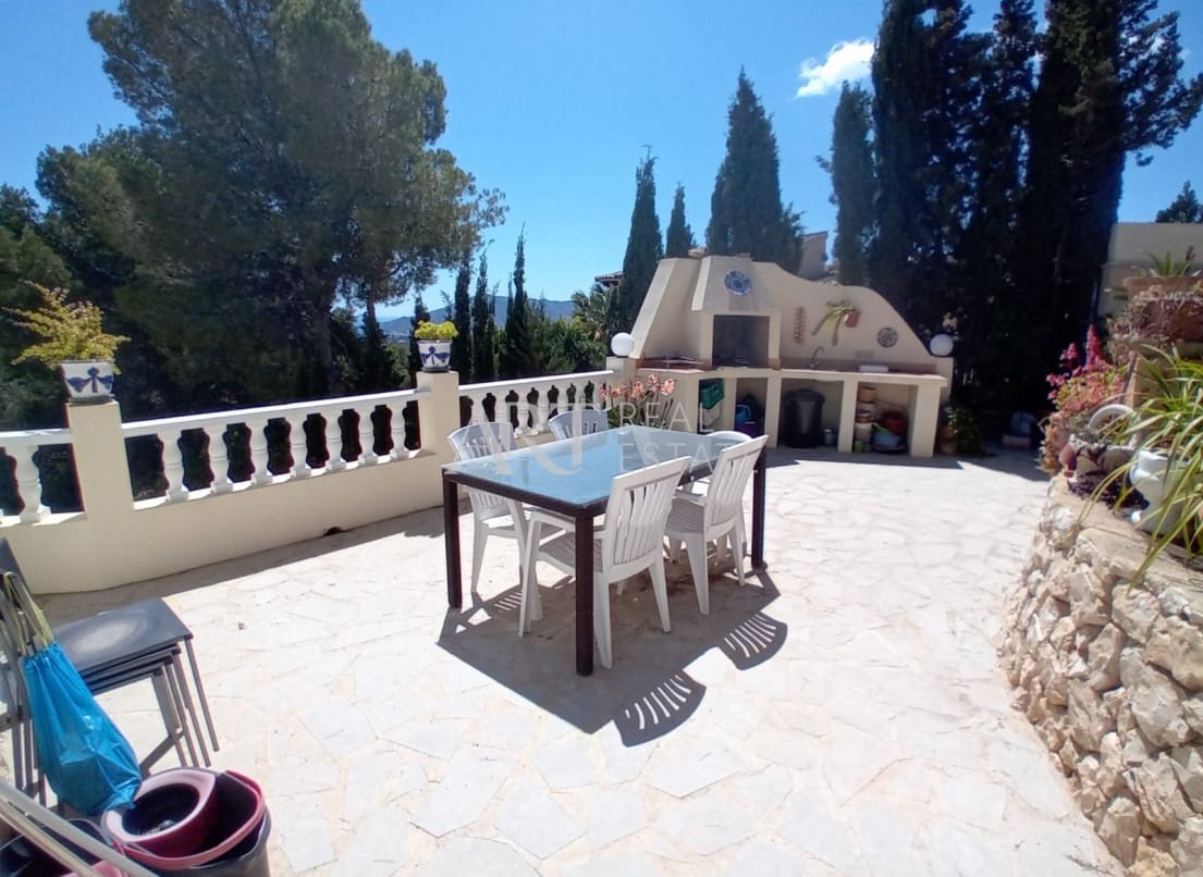 5 quarto Moradia para venda em La Nucia com garagem - 775 000 € (Ref: 8255488)