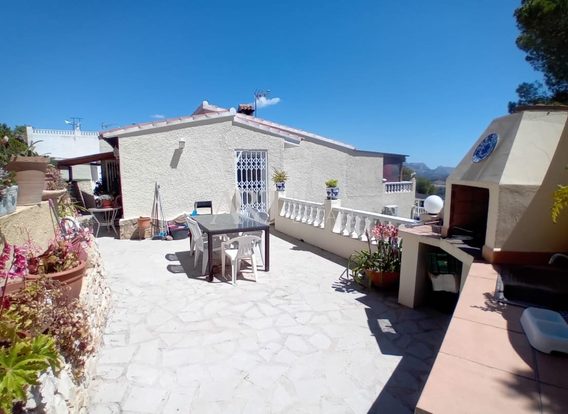 5 quarto Moradia para venda em La Nucia com garagem - 775 000 € (Ref: 8255488)