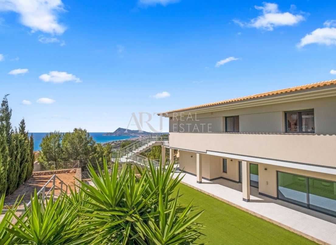 5 slaapkamer Villa te koop in Altea met zwembad garage - € 3.500.000 (Ref: 8278441)