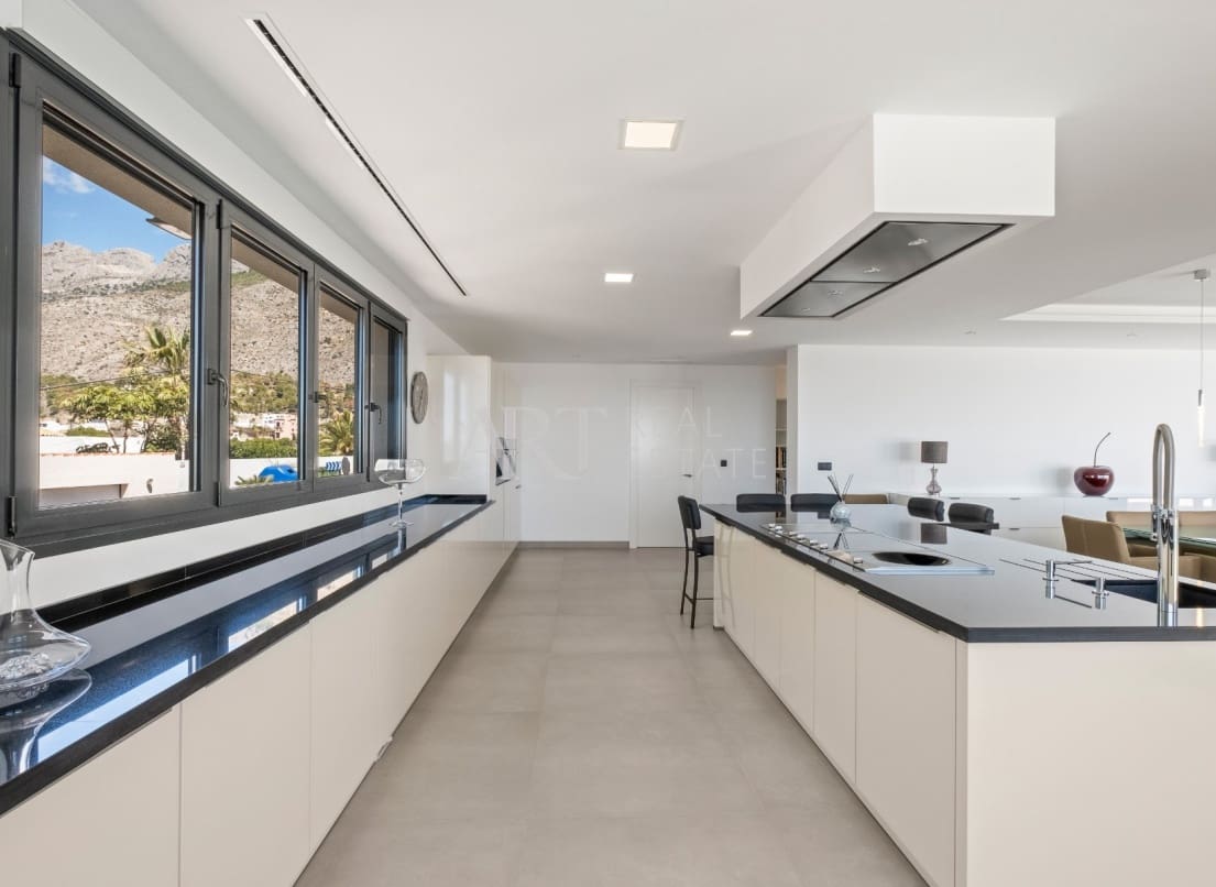 5 slaapkamer Villa te koop in Altea met zwembad garage - € 3.500.000 (Ref: 8278441)