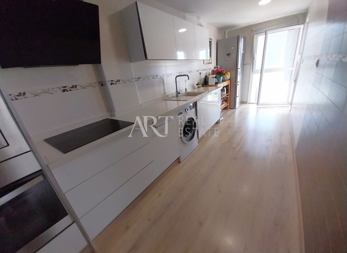 4 soveværelse Semi-Rækkehus til salg i Albir med swimmingpool garage - € 460.000 (Ref: 8304680)