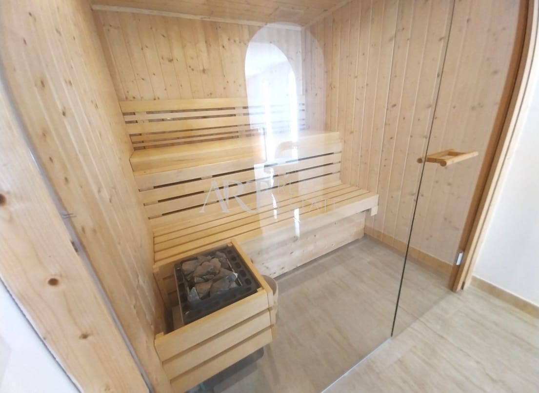 3 quarto Moradia para venda em Albir com piscina - 795 000 € (Ref: 8314903)