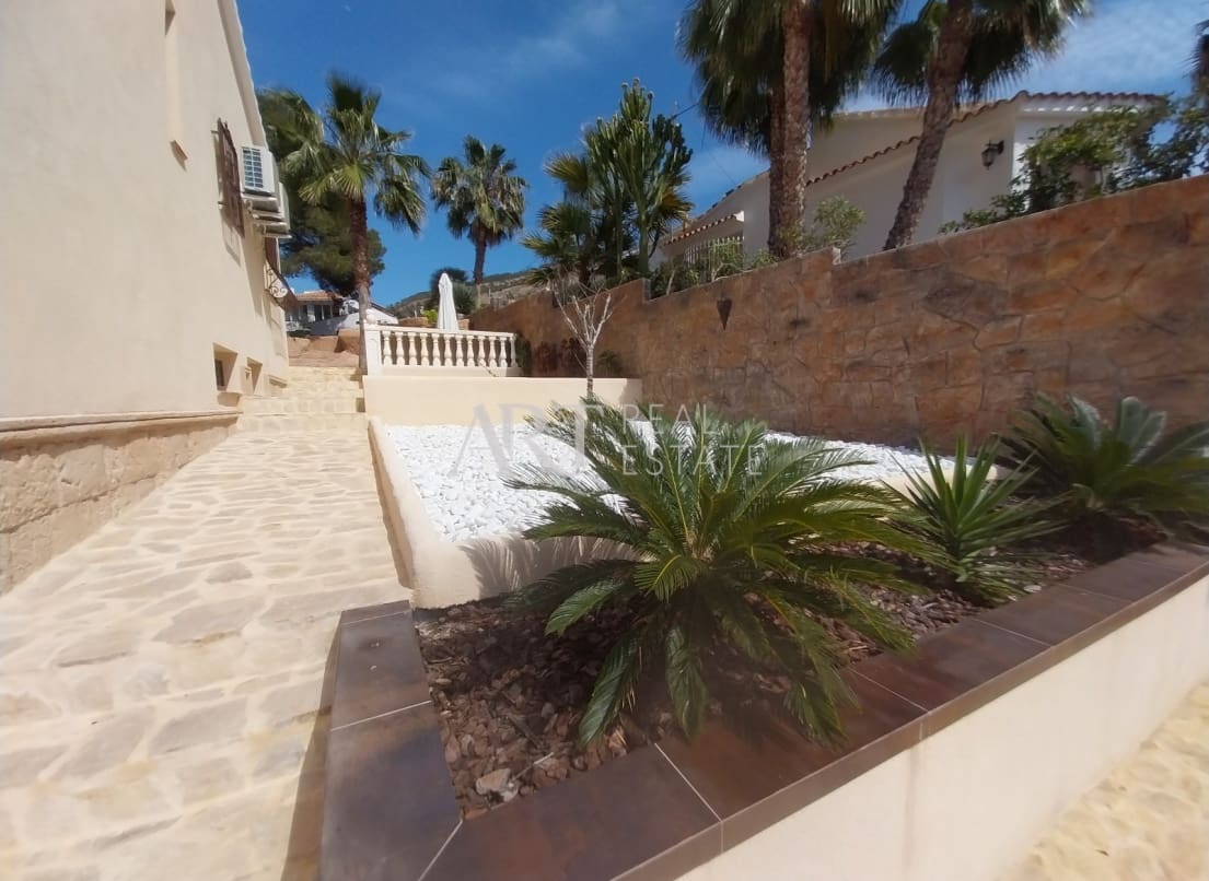 3 quarto Moradia para venda em Albir com piscina - 795 000 € (Ref: 8314903)