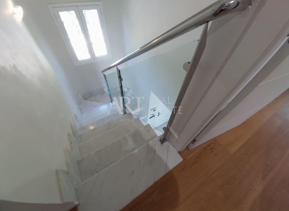 4 bedroom Villa for sale in Finestrat with pool - € 810,000 (Ref: 8369899)