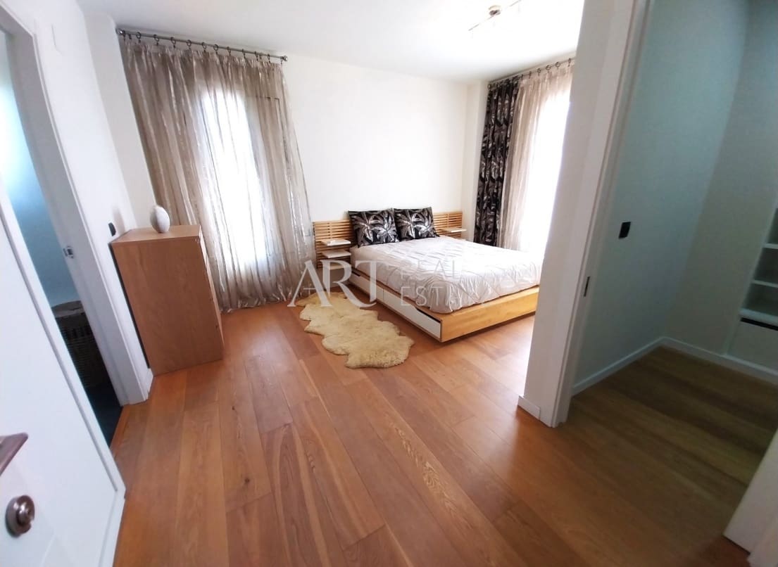 4 bedroom Villa for sale in Finestrat with pool - € 810,000 (Ref: 8369899)