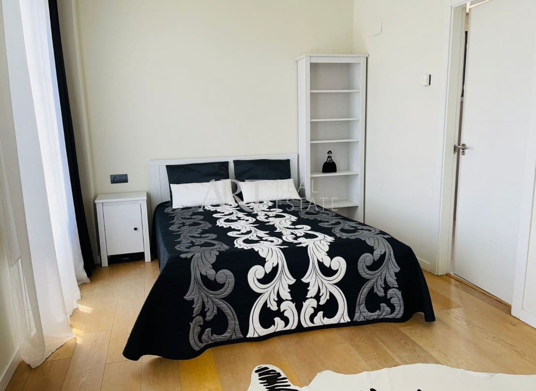 4 bedroom Villa for sale in Finestrat with pool - € 810,000 (Ref: 8369899)