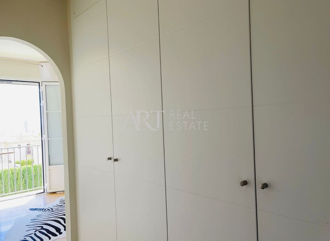 4 bedroom Villa for sale in Finestrat with pool - € 810,000 (Ref: 8369899)