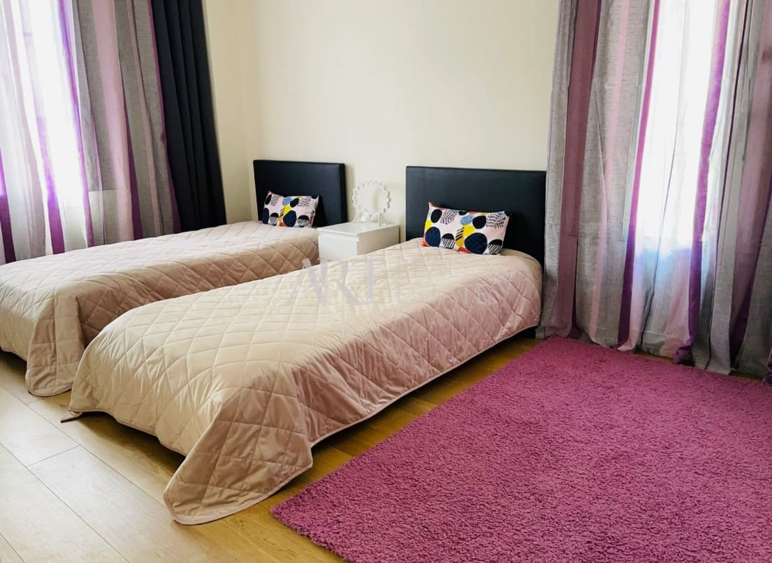 4 bedroom Villa for sale in Finestrat with pool - € 810,000 (Ref: 8369899)