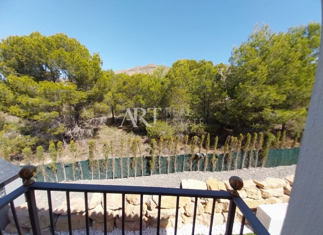 4 bedroom Villa for sale in Finestrat with pool - € 810,000 (Ref: 8369899)