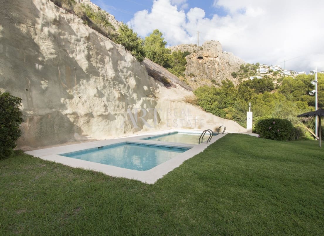 2 soveværelse Lejlighed til salg i Altea med swimmingpool - € 420.000 (Ref: 8370100)