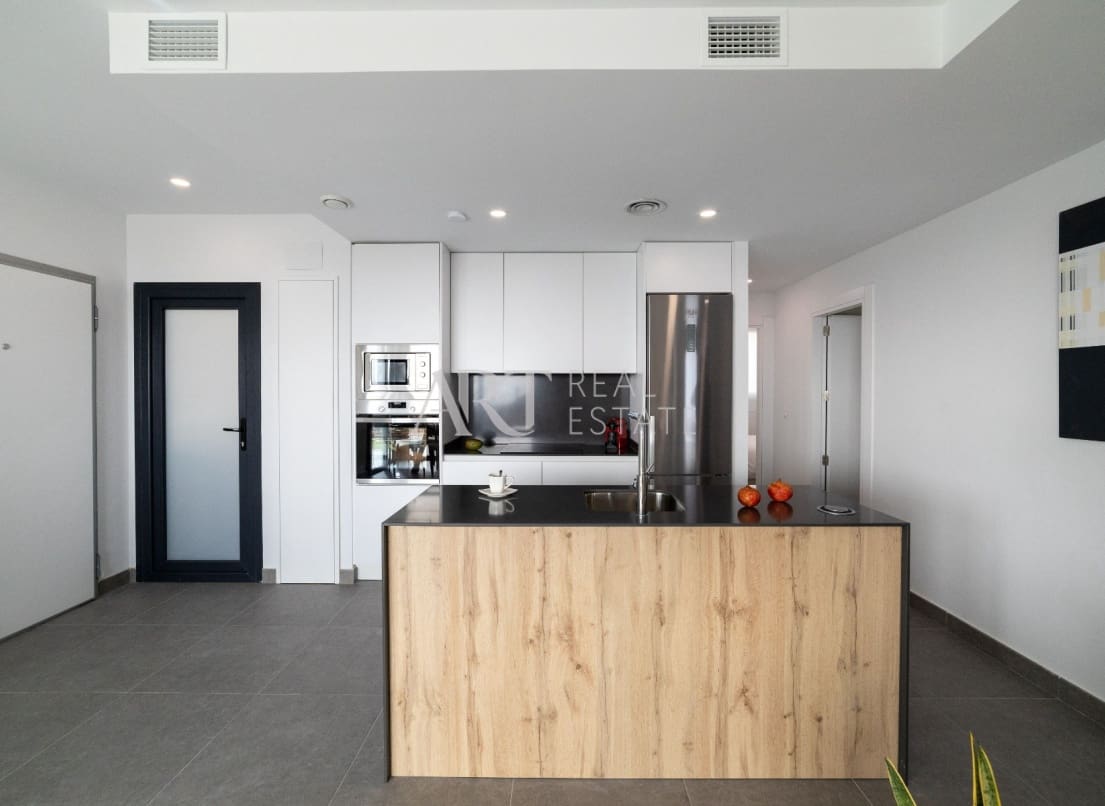 3 bedroom Villa for sale in Polop with pool - € 470,000 (Ref: 8420300)