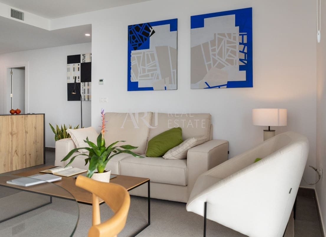 3 bedroom Villa for sale in Polop with pool - € 470,000 (Ref: 8420300)