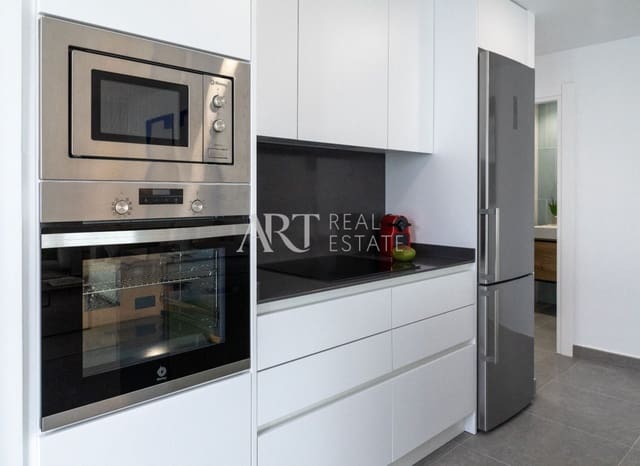 Chalet de 3 habitaciones en Polop en venta con piscina - 470.000 € (Ref: 8420300)