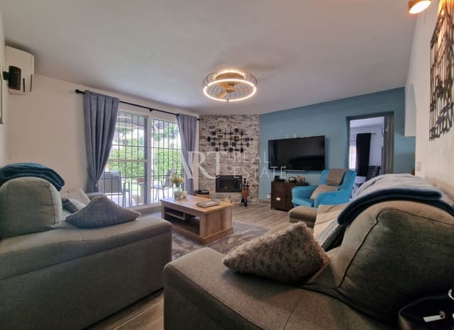 4 bedroom Villa for sale in Albir, Alfaz del Pi / L'Alfàs del Pi with pool - € 649,000 (Ref: 8433576)