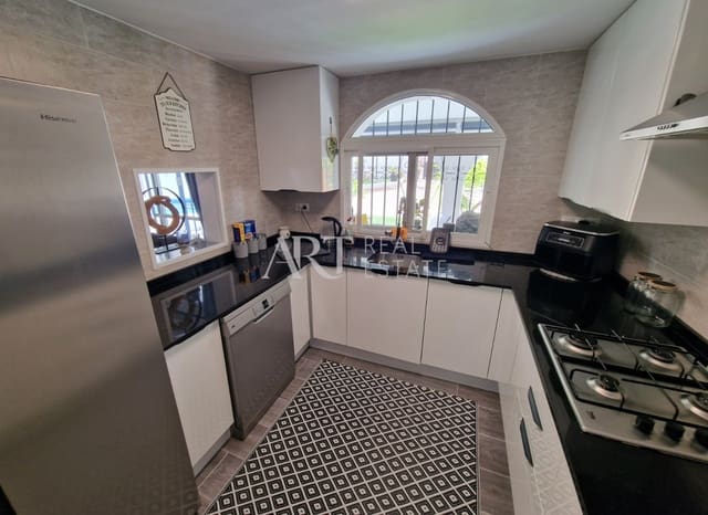 4 bedroom Villa for sale in Albir, Alfaz del Pi / L'Alfàs del Pi with pool - € 649,000 (Ref: 8433576)