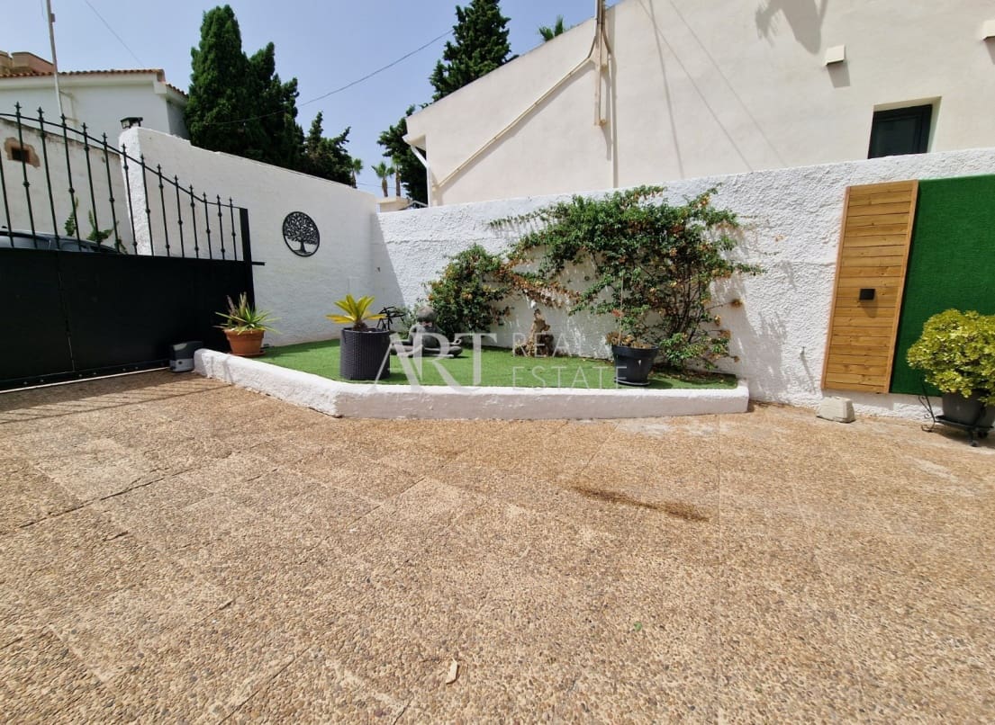 4 slaapkamer Villa te koop in Albir met zwembad - € 649.000 (Ref: 8433576)