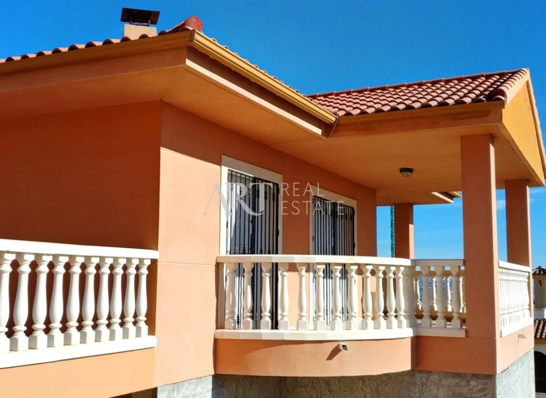 5 quarto Moradia para venda em Polop com piscina garagem - 639 000 € (Ref: 8469145)