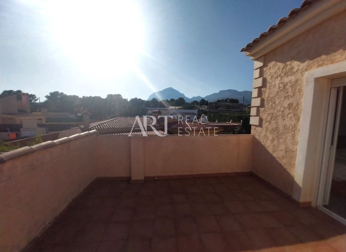 4 chambre Villa/Maison à vendre à La Nucia avec piscine - 430 000 € (Ref: 8471347)