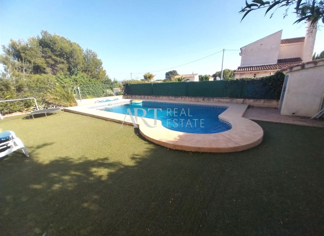 4 chambre Villa/Maison à vendre à La Nucia avec piscine - 430 000 € (Ref: 8471347)