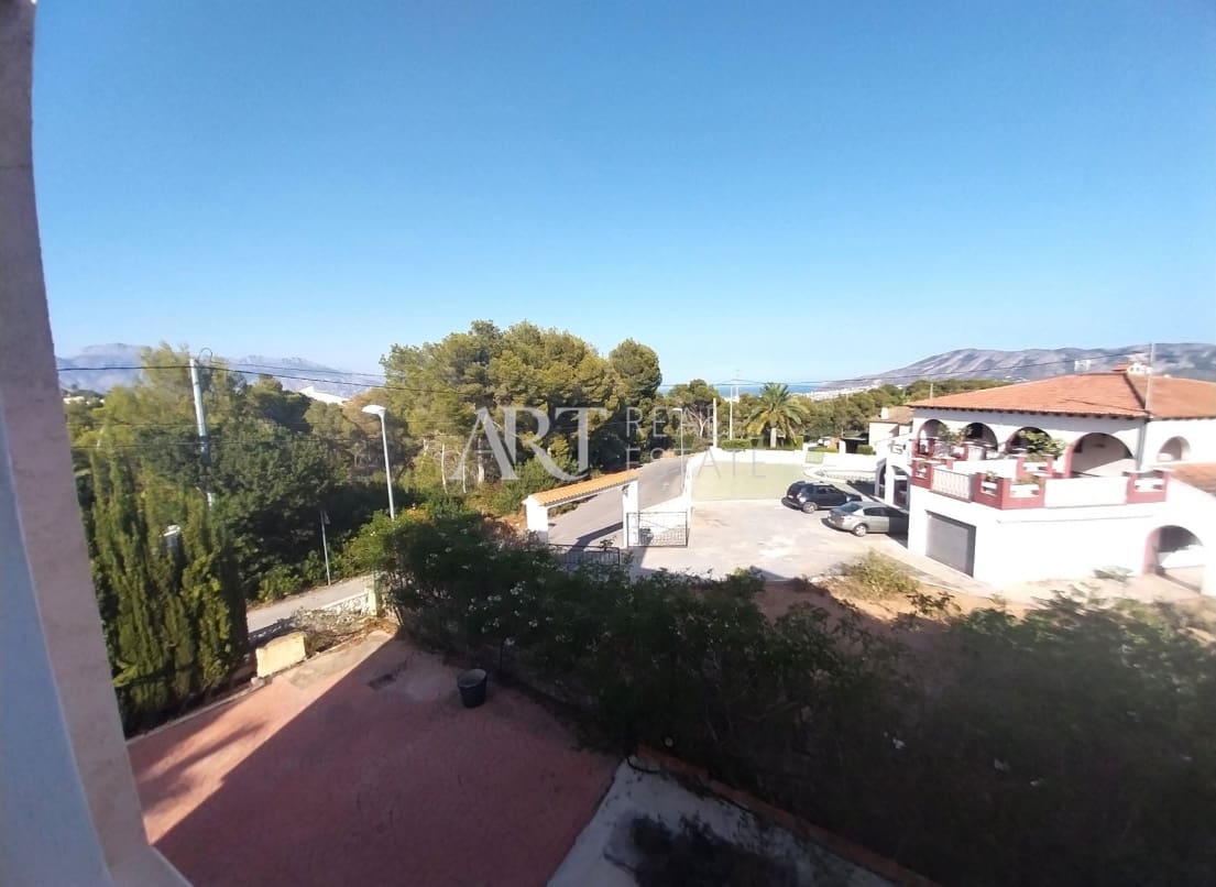 4 chambre Villa/Maison à vendre à La Nucia avec piscine - 430 000 € (Ref: 8471347)