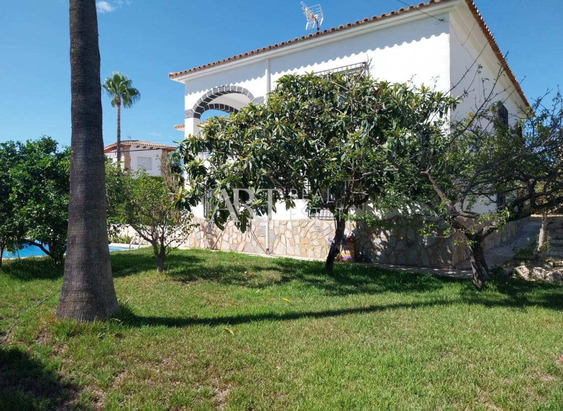 3 soveværelse Villa til salg i Albir med swimmingpool garage - € 895.000 (Ref: 8558109)