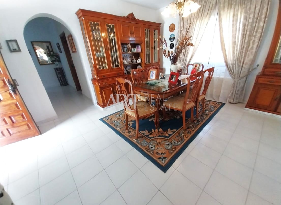 3 soveværelse Villa til salg i Albir med swimmingpool garage - € 895.000 (Ref: 8558109)