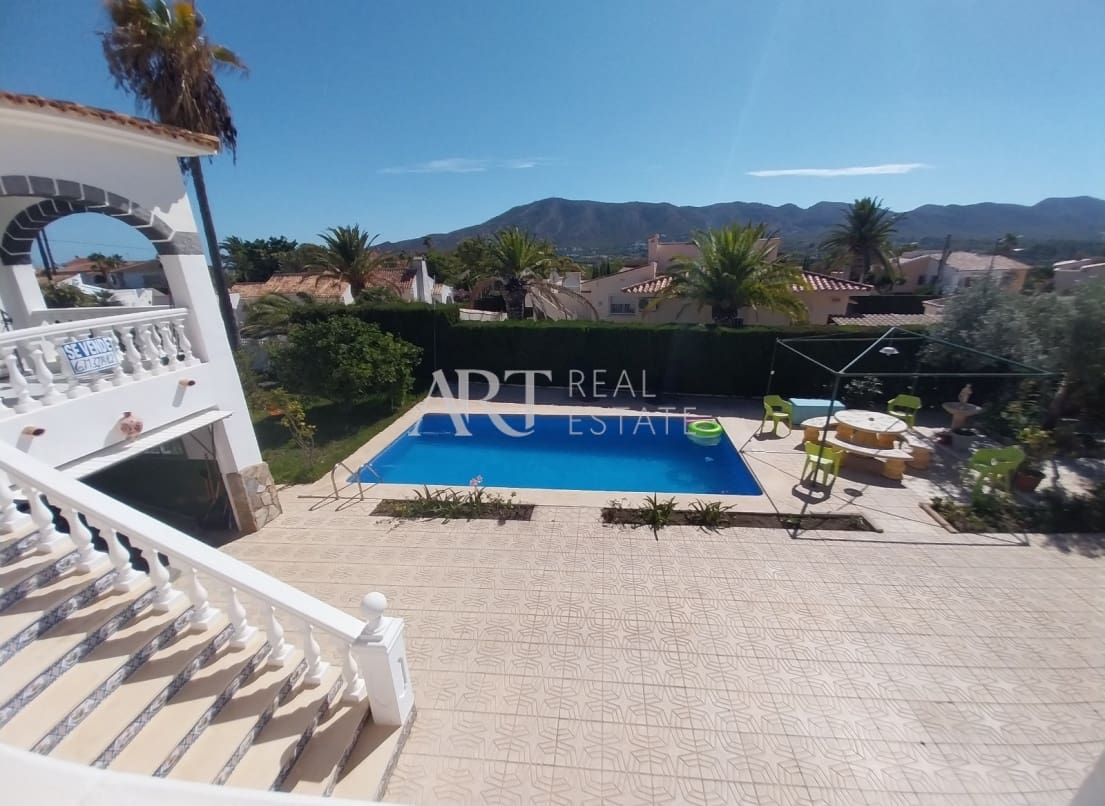 3 soveværelse Villa til salg i Albir med swimmingpool garage - € 895.000 (Ref: 8558109)
