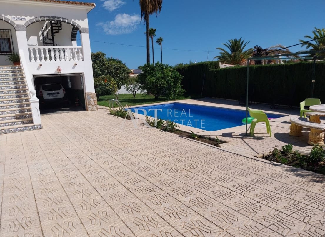 3 soveværelse Villa til salg i Albir med swimmingpool garage - € 895.000 (Ref: 8558109)