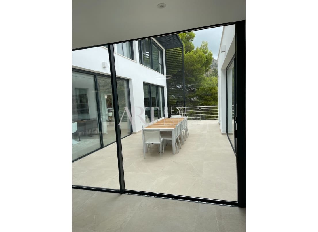 5 slaapkamer Villa te koop in Altea met zwembad garage - € 2.100.000 (Ref: 8583235)