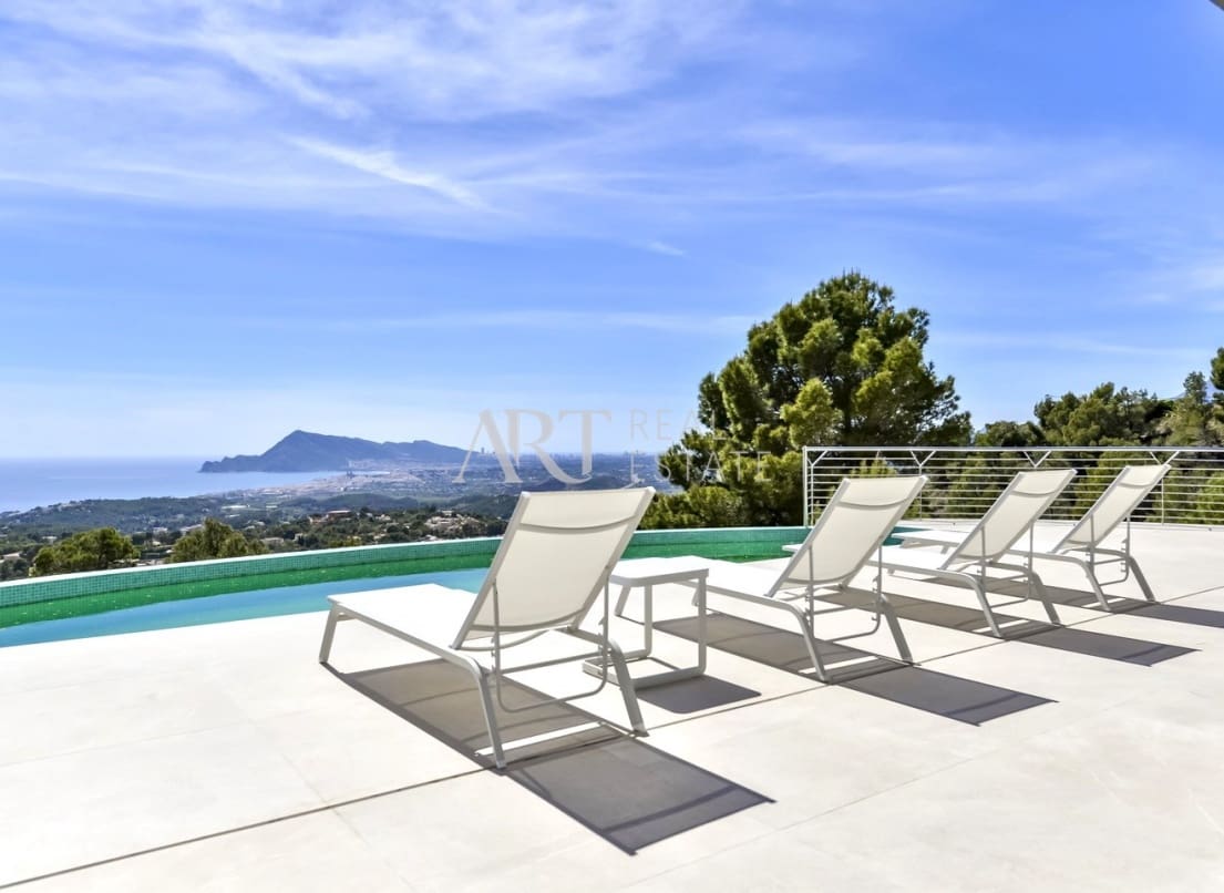 5 slaapkamer Villa te koop in Altea met zwembad garage - € 2.100.000 (Ref: 8583235)