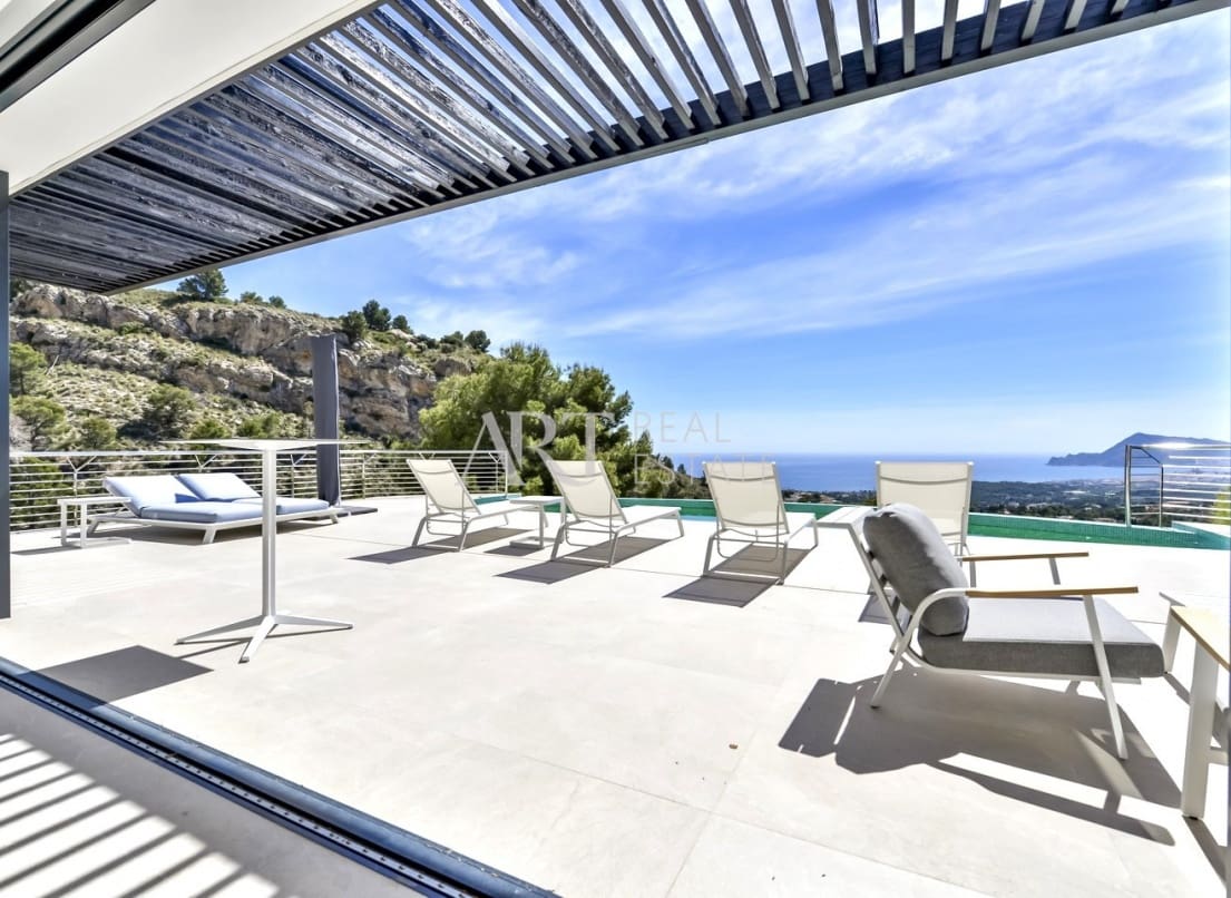 5 slaapkamer Villa te koop in Altea met zwembad garage - € 2.100.000 (Ref: 8583235)