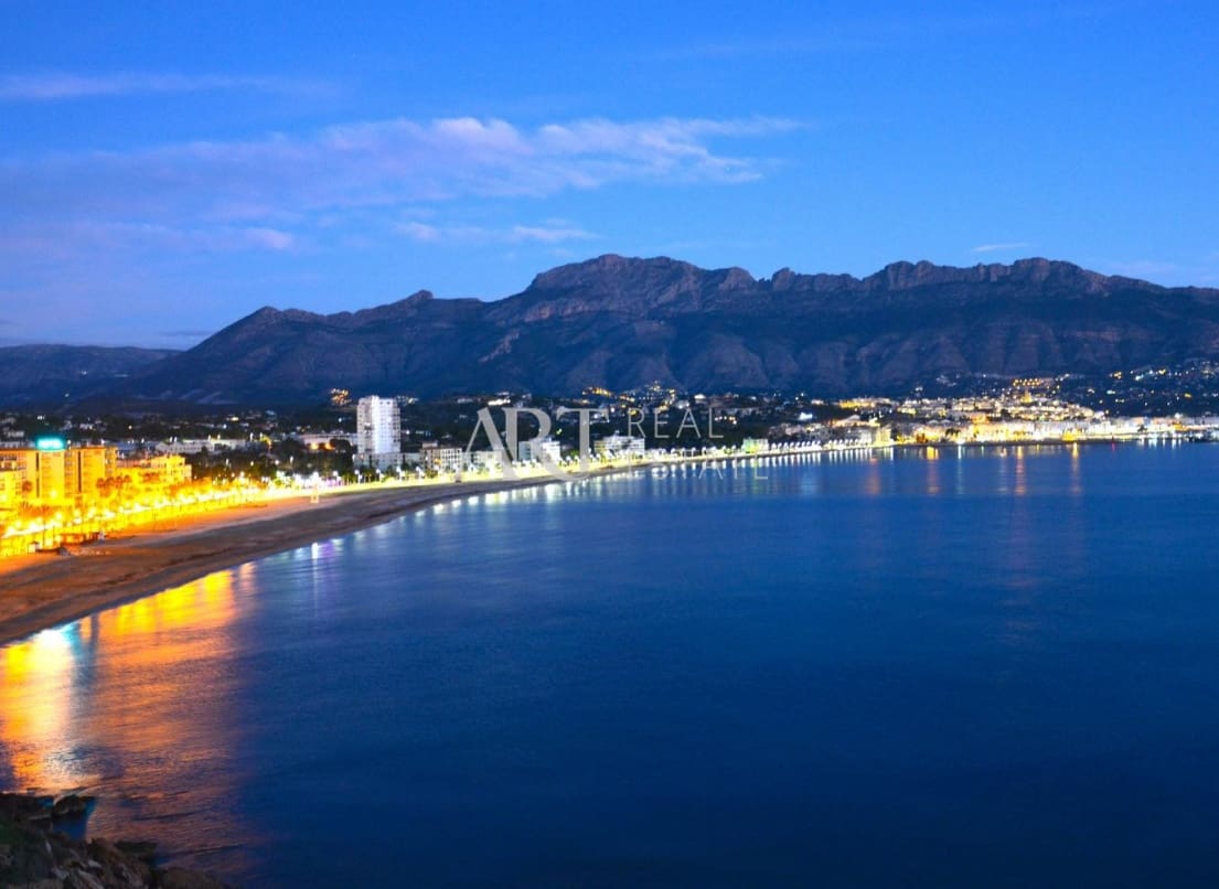 5 slaapkamer Villa te koop in Altea met zwembad garage - € 2.100.000 (Ref: 8583235)