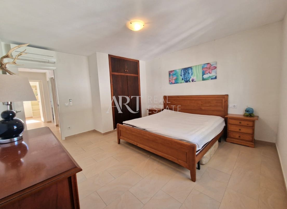 9 bedroom Villa for sale in Albir with pool garage - € 750,000 (Ref: 8591866)