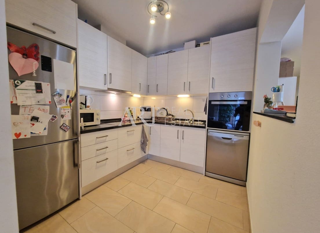 9 bedroom Villa for sale in Albir with pool garage - € 750,000 (Ref: 8591866)