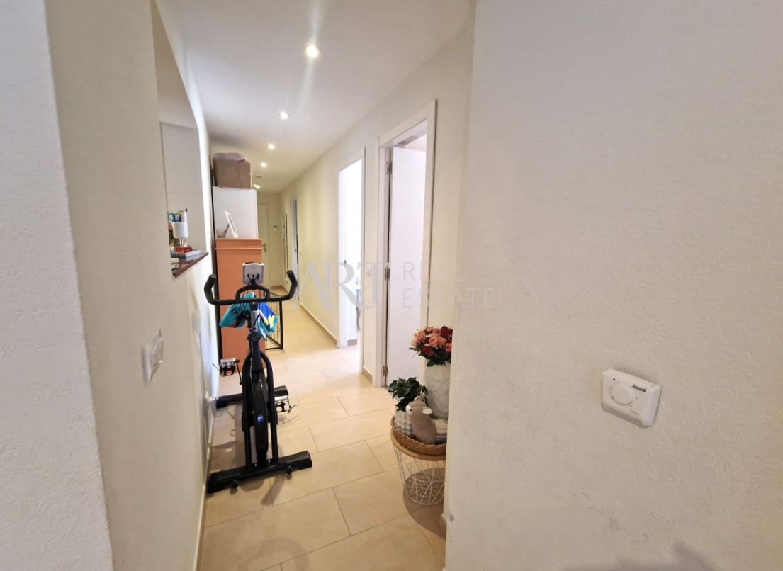 9 bedroom Villa for sale in Albir with pool garage - € 750,000 (Ref: 8591866)